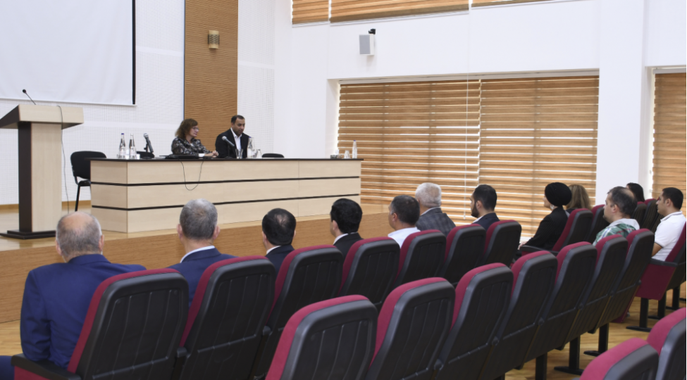 izia-nin-peshe-tehsil-merkezinin-emekdashlarina-iso-90012015-sertifikati-teqdim-edilib-foto