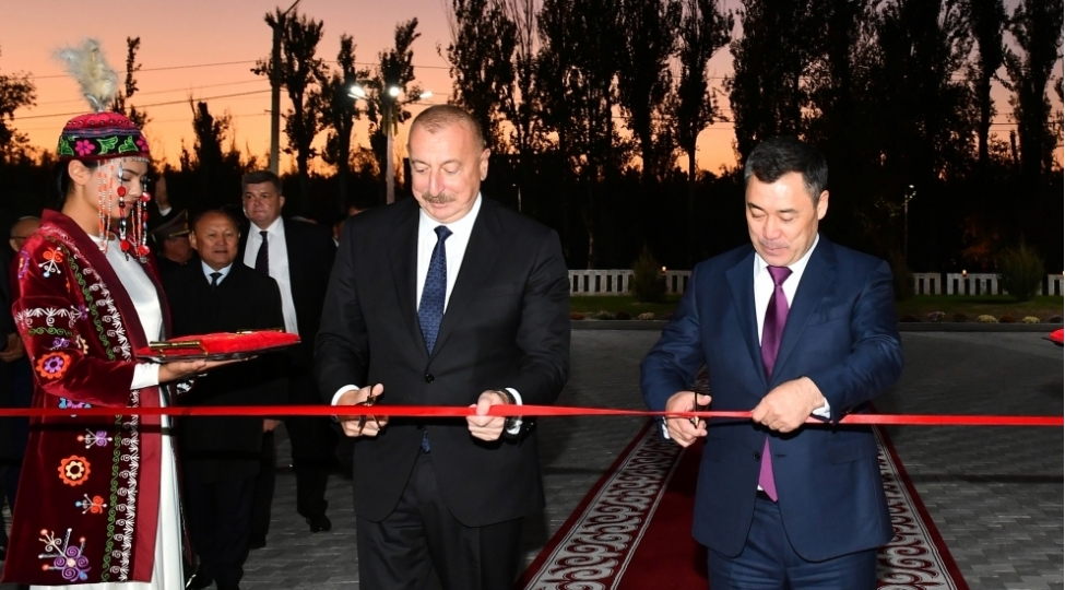 bishkekde-qirgizistan-azerbaycan-dostluq-parki-achilib