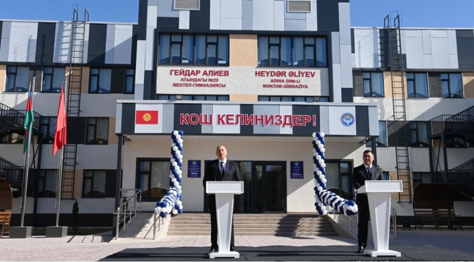 bishkekde-heyder-eliyev-adina-mekteb-gimnaziya-tehsil-terbiye-kompleksinin-achilishi-olub-foto
