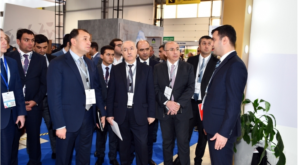 izia-rebuild-karabakh-2022-sergisinde-temsil-olunur-foto