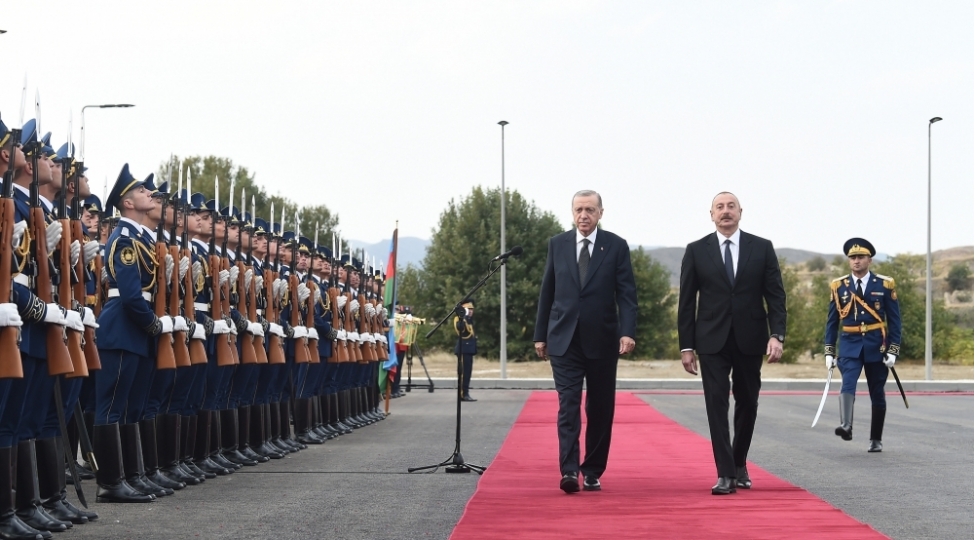 cebrayil-sheherinde-turkiye-prezidenti-receb-tayyib-erdoganin-resmi-qarshilanma-merasimi-kechirilib-yenilenib