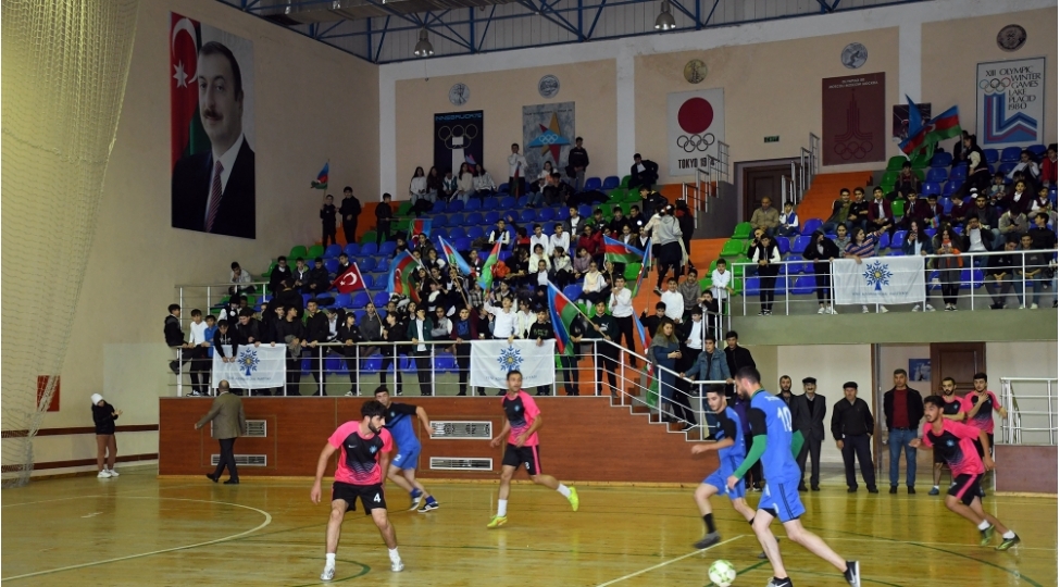 yap-in-yaradilmasinin-30-illiyine-hesr-olunmush-minifutbol-turniri-davam-edir-foto