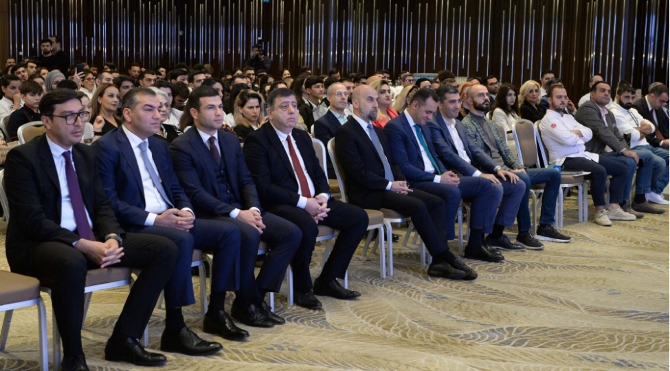 milli-metbeximizin-dunyada-tanidilmasi-uchun-foto