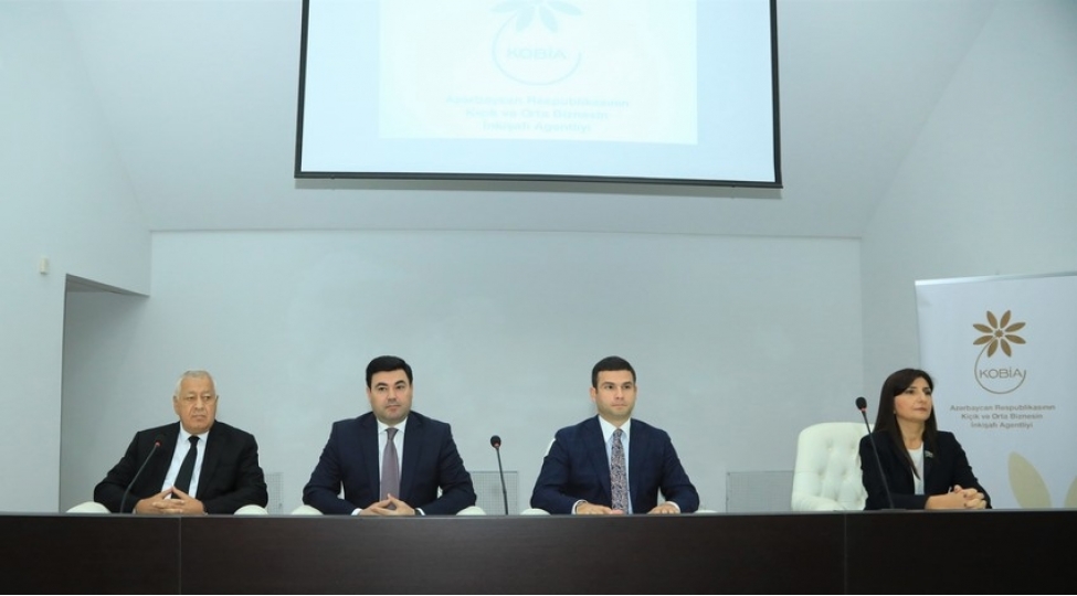 xachmazda-sahibkarlarin-problemleri-dinlenilib