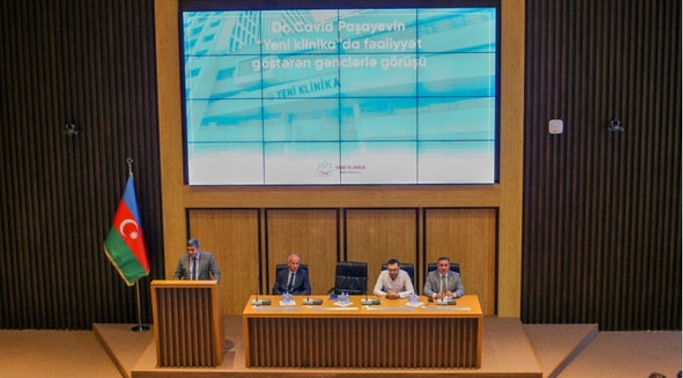 yeni-klinikada-genc-kadrlarla-gorush-kechirildi-foto