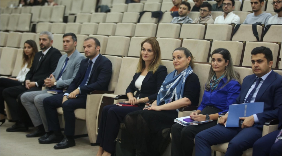 banm-telebeleri-ile-gorush-kechirilib