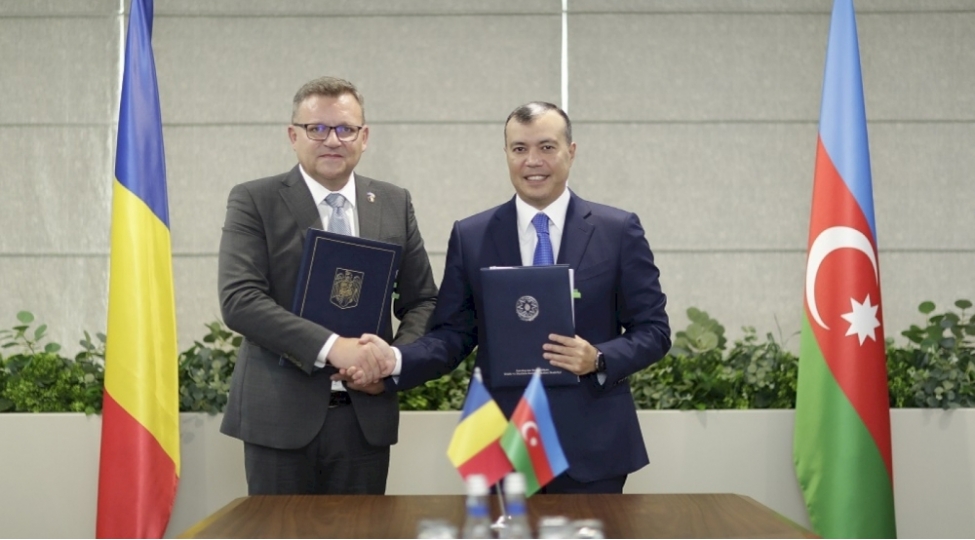 azerbaycan-ve-ruminiya-arasinda-emekdashliq-uzre-fealiyyet-plani-imzalanib-foto
