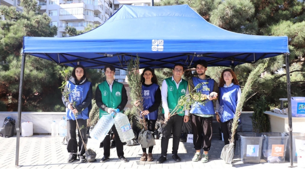 ishlenmish-batareyalari-tehvil-veren-vetendashlara-agac-tingleri-paylanilib-foto