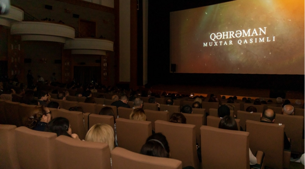 qehreman-muxtar-qasimli-senedli-filminin-teqdimati-olub-fotovideo
