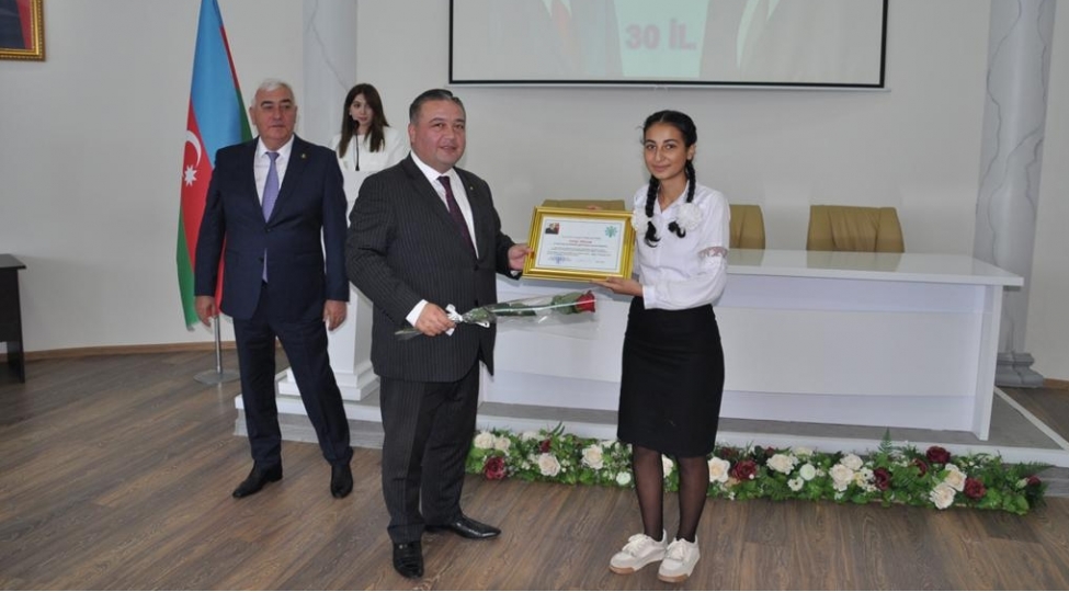 pirallahi-rayonunda-yeni-azerbaycan-partiyasinin-yaradilmasinin-30-cu-ildonumu-munasibetile-tedbir-kechirilib-foto