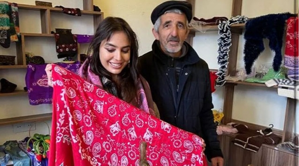 leyla-eliyeva-basqaldan-fotolar-paylashdi-foto