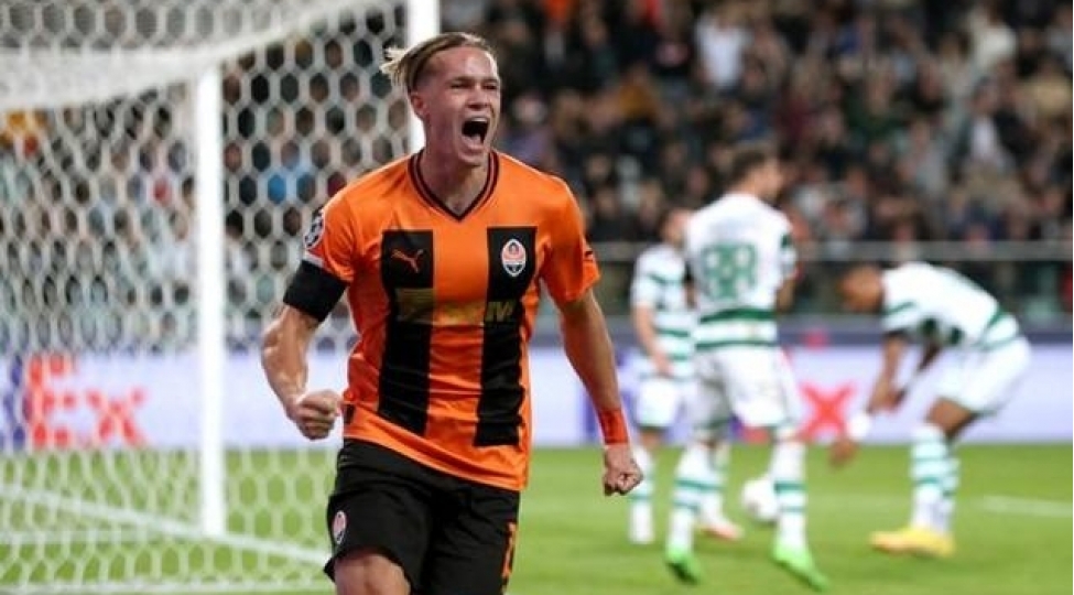 chl-de-qrup-merhelesinin-en-suretli-futbolchulari