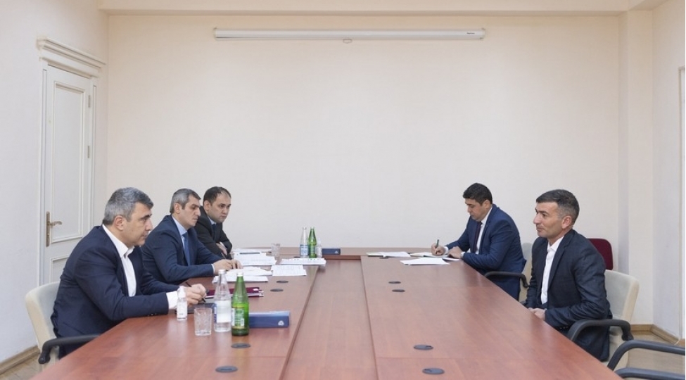 kend-teserrufati-naziri-agcabedide-vetendashlari-qebul-edib