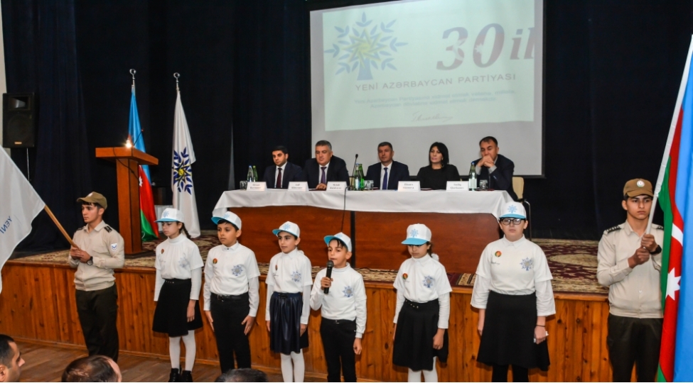 shabranda-yeni-azerbaycan-partiyasinin-tesis-edilmesinin-30-illiyine-hesr-olunmush-tedbir-kechirilib-foto