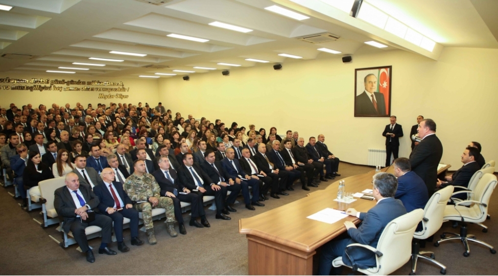 xetai-rayonunda-payiz-qish-movsumune-hazirligin-yekunlarina-dair-iclas-kechirilib-foto