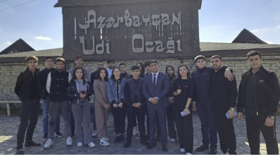 azerbaycanin-milli-menevi-irsi-olan-alban-kilselerinin-ve-medeniyyetinin-genclere-ashilanmasi-foto