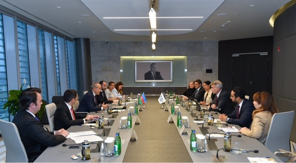 dunya-banki-ile-emekdashligin-perspektivlerini-muzakire-edilib
