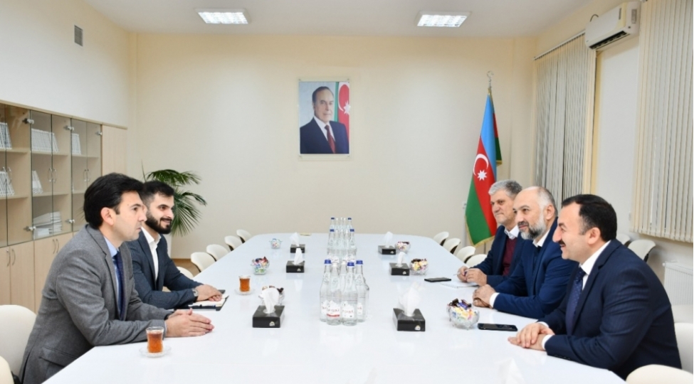 peshe-tehsil-merkezinin-telebeleri-azerbaycan-demir-yollari-qsc-de-tecrube-kechecek-foto