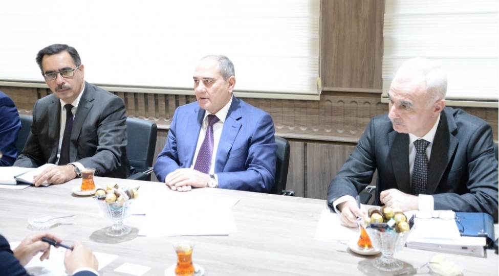 dovlet-statistika-komitesinin-sedri-ile-koreya-statistika-komitesinin-numayendeleri-arasinda-gorush-kechirilib-foto