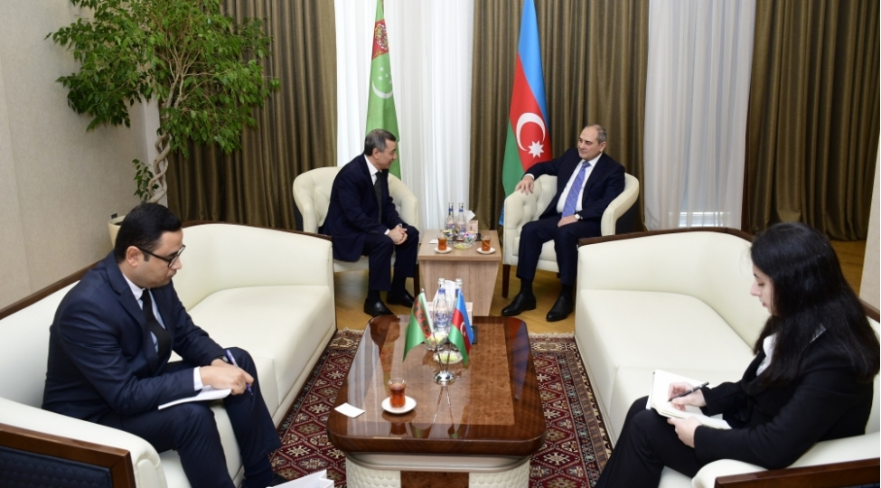yap-sedrinin-muavini-merkezi-aparatin-rehberi-tahir-budaqov-turkmenistanin-azerbaycandaki-sefiri-ile-gorushub-foto