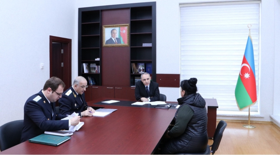 bash-prokuror-sumqayitda-qebul-kechirib-foto