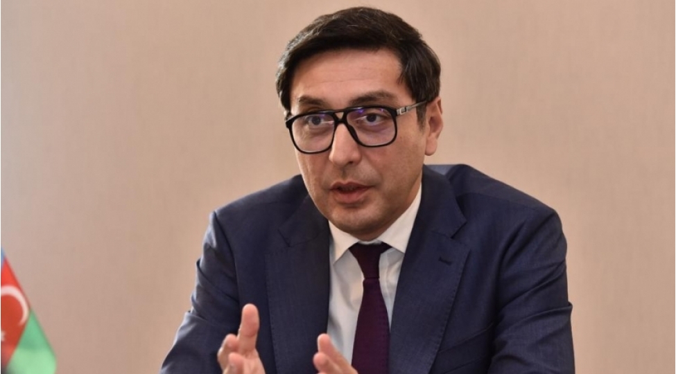 ferid-qayibov-vetendashlarin-muracietlerini-dinleyib