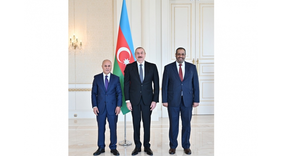 prezident-liviyanin-yeni-sefirinin-etimadnamesini-qebul-edib-yenilenib