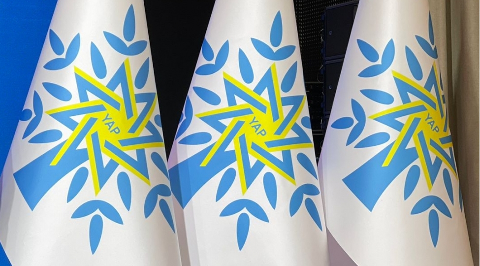 heyder-eliyev-ideyalarinin-siyasi-varisliyi-ve-yap-in-muasir-azerbaycan-modelinde-rolu