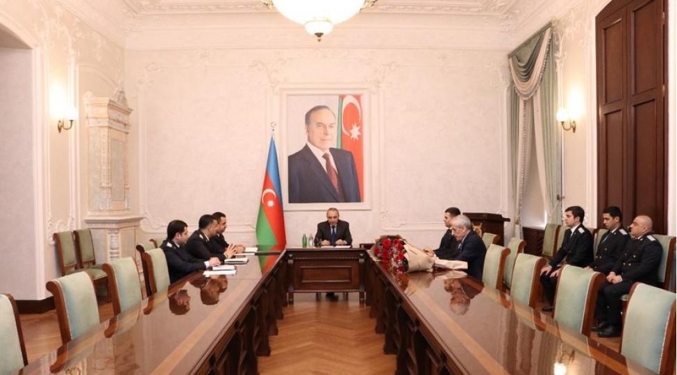 prokurorlugun-yuksek-vezifeli-emekdashlari-teqaude-gonderilib-foto