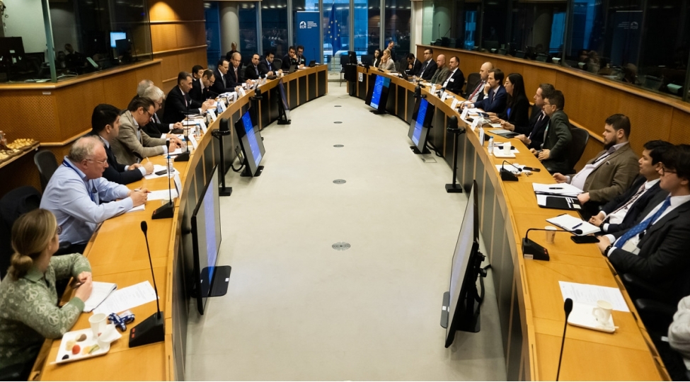 avropa-parlamentinin-uzvlerine-zengezur-dehlizi-barede-melumat-verilib-foto