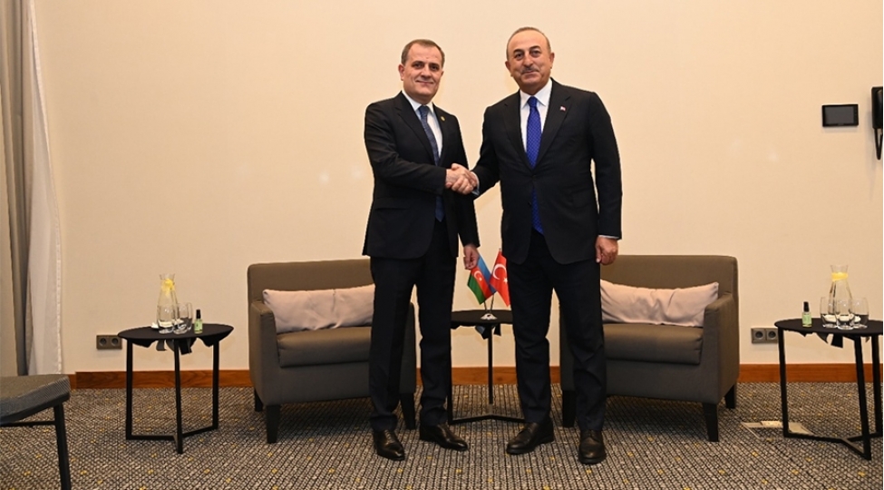 azerbaycan-ve-turkiyenin-xin-bashchilari-gorushubler