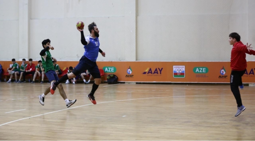 hendbol-uzre-azerbaycanchempionatinda-novbeti-oyunlar-kechirilib