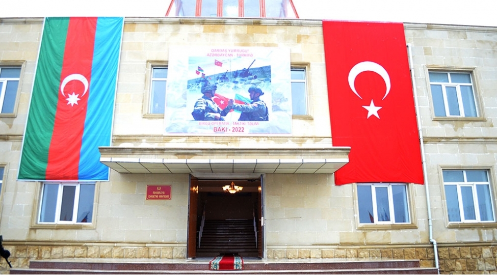 gelecek-emekdashliq-istiqametlerini-mueyyenleshdiren-sened