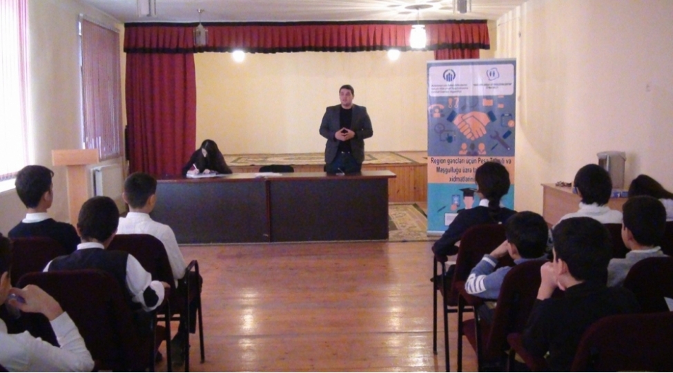peshe-tehsili-ve-meshgullugu-uzre-telim-meslehet-xidmetlerinin-teshkili-layihesine-yekun-vurulub-foto