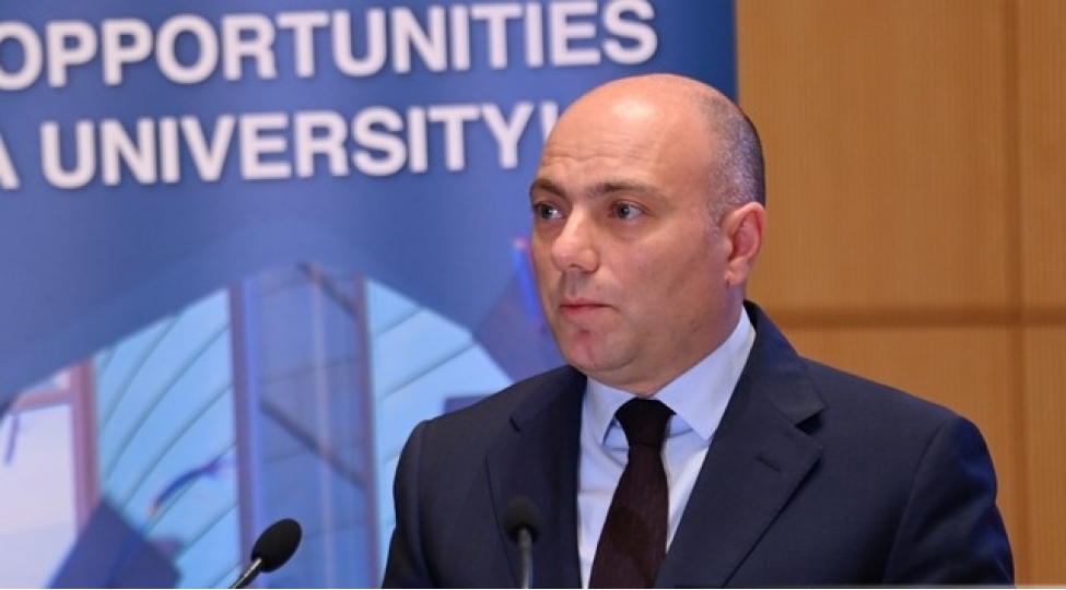 nazir-monitorinqler-zamani-ermenilerin-medeniabidelerimizi-qesden-dagitdigi-ashkarlanib