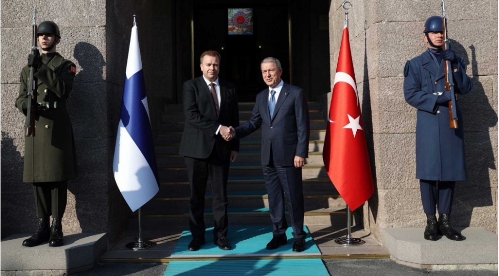 finlandiyanin-mudafie-naziri-ankarada-akarla-gorushub-yenilenibfoto
