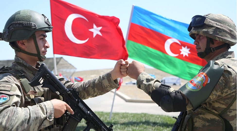 mudafie-nazirliyi-qardash-yumrugu-ile-bagli-goruntuler-yayib