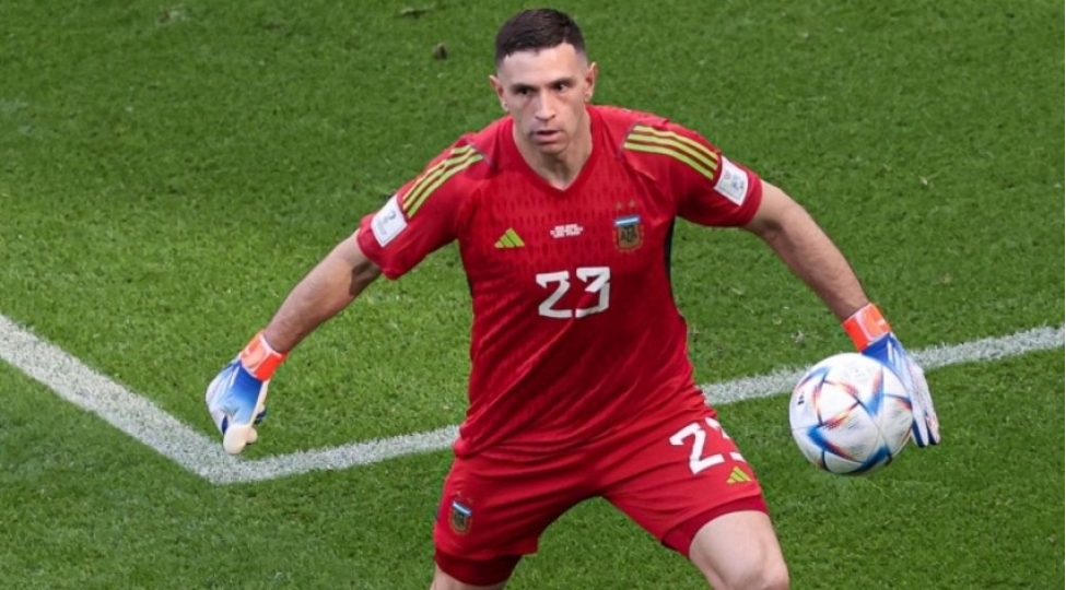 dch-2022-argentina-millisinin-qapichisi-niderlandli-futbolchulari-soyub