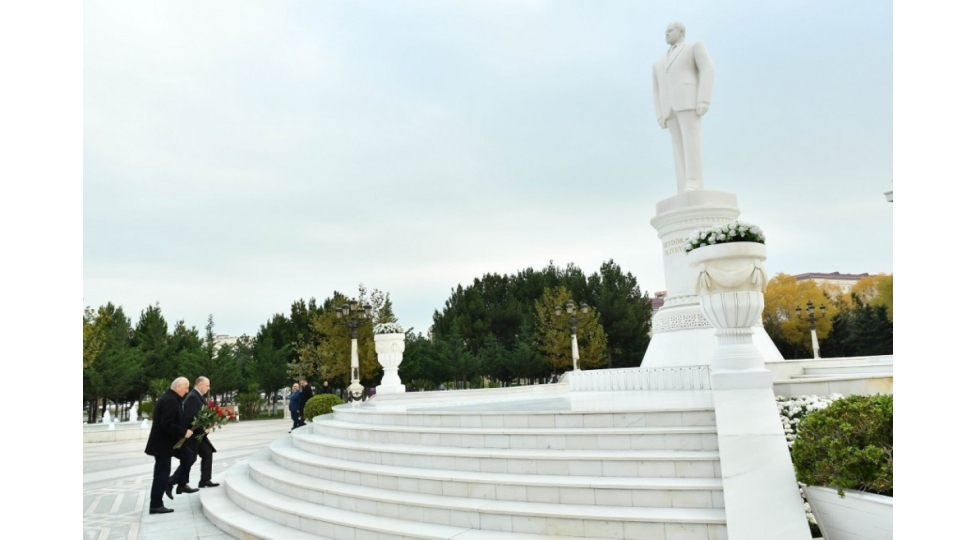 medeniyyet-naziri-sumqayitda-vetendashlarla-gorushub-foto