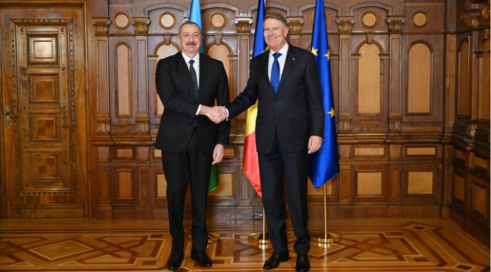 azerbaycan-ve-ruminiya-prezidentlerinin-gorushu-olub-yenilenib