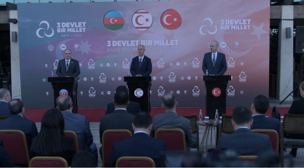 milli-birlik-partiyasinin-sedr-muavini-ak-parti-sedrinin-birinci-muavini-ve-yap-sedrinin-muavini-birge-metbuat-konfransi-kechiribler