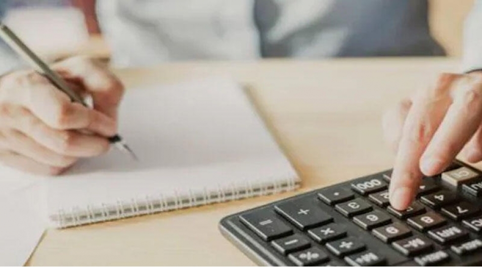 maashim-choxdur-ishim-ise-yoxdur-qeribe-etiraz