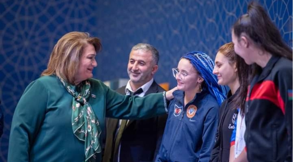 azerbaycan-agir-atletikasi-tarixinde-ilk-defe-rekord-sayda-qadin-atlet-ishtirak-edib-foto