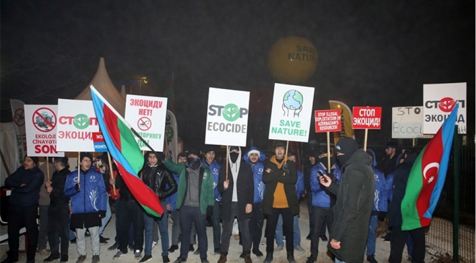 lachin-xankendi-yolu-haminin-qelbi-veten-uchun-doyunur-ve-ya-her-kes-yaradilmish-sheraitden-memnundur-reportaj