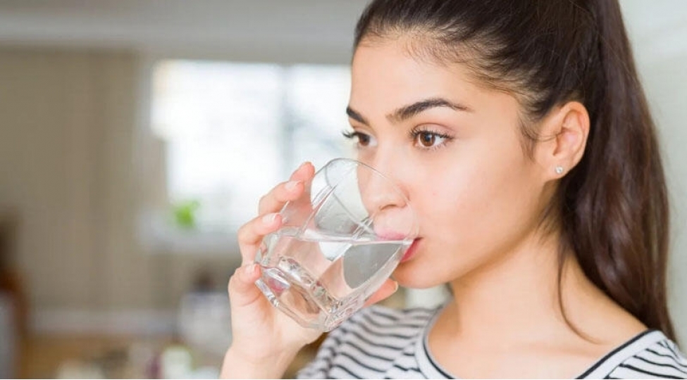 qish-aylarinda-su-ichmeliyikmi