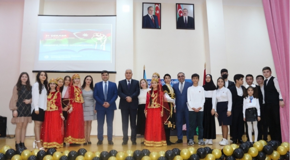 xetai-rayonunda-dunya-azerbaycanlilarinin-hemreyliyi-gunune-hesr-olunan-tedbir-kechirildi-foto