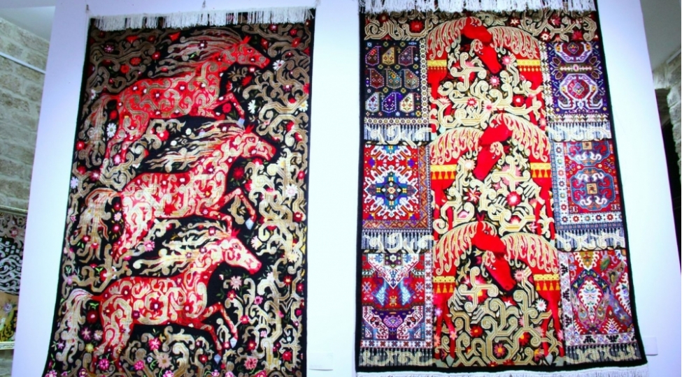 icherisheher-qarabag-xalchalari-ile-yeni-il-gozel-ehval-ruhiyye-ile