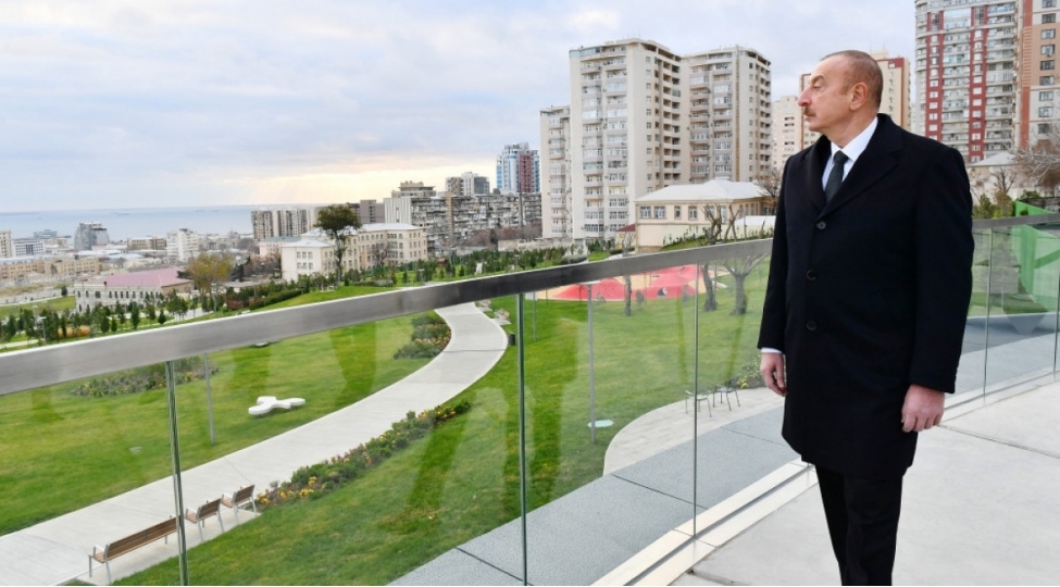 prezident-ilham-eliyev-bakida-merkezi-parkin-ikinci-hissesinin-achilishinda-ishtirak-edib-yenilenibfoto