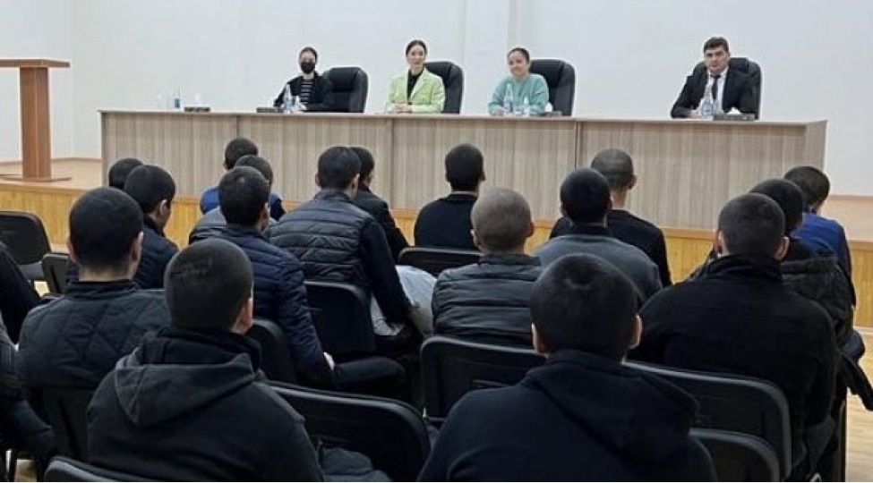 bayramlar-munasibetile-penitensiar-muessiselere-bash-chekilib