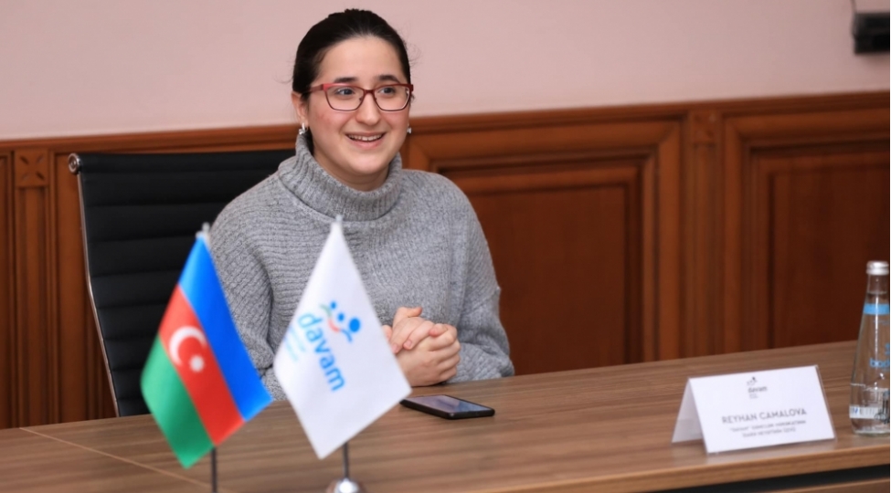 reyhan-camalova-ile-davamchilar-arasinda-gorush-bash-tutub-foto